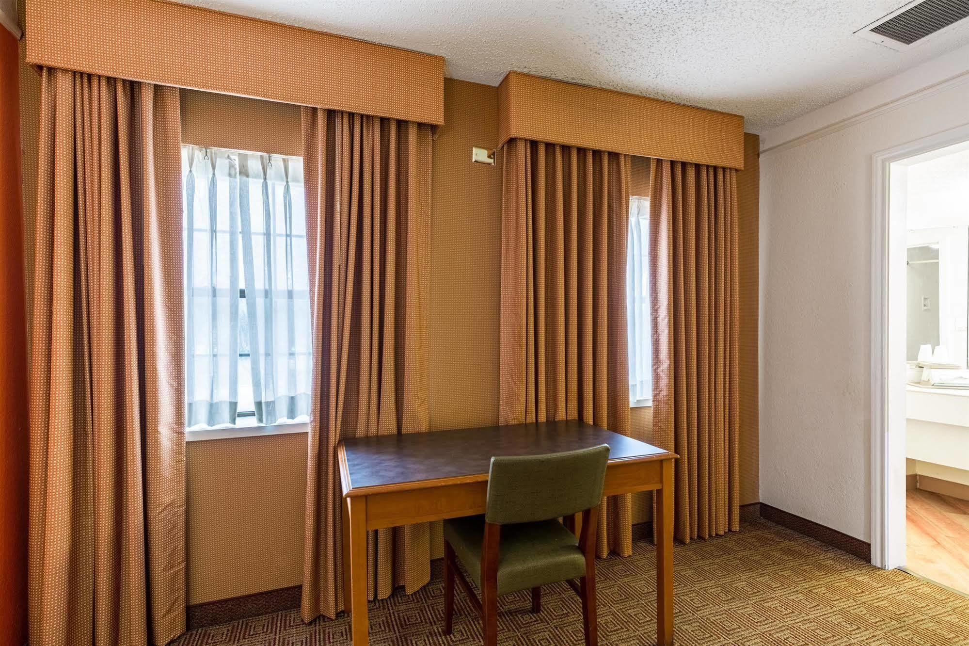 Motel 6 Houston Medical Center - Reliant Park 外观 照片